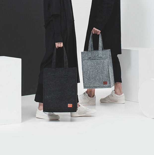 How to Choose a Tote Bag That Doesn't Fall Apart — Material and Construction Guide