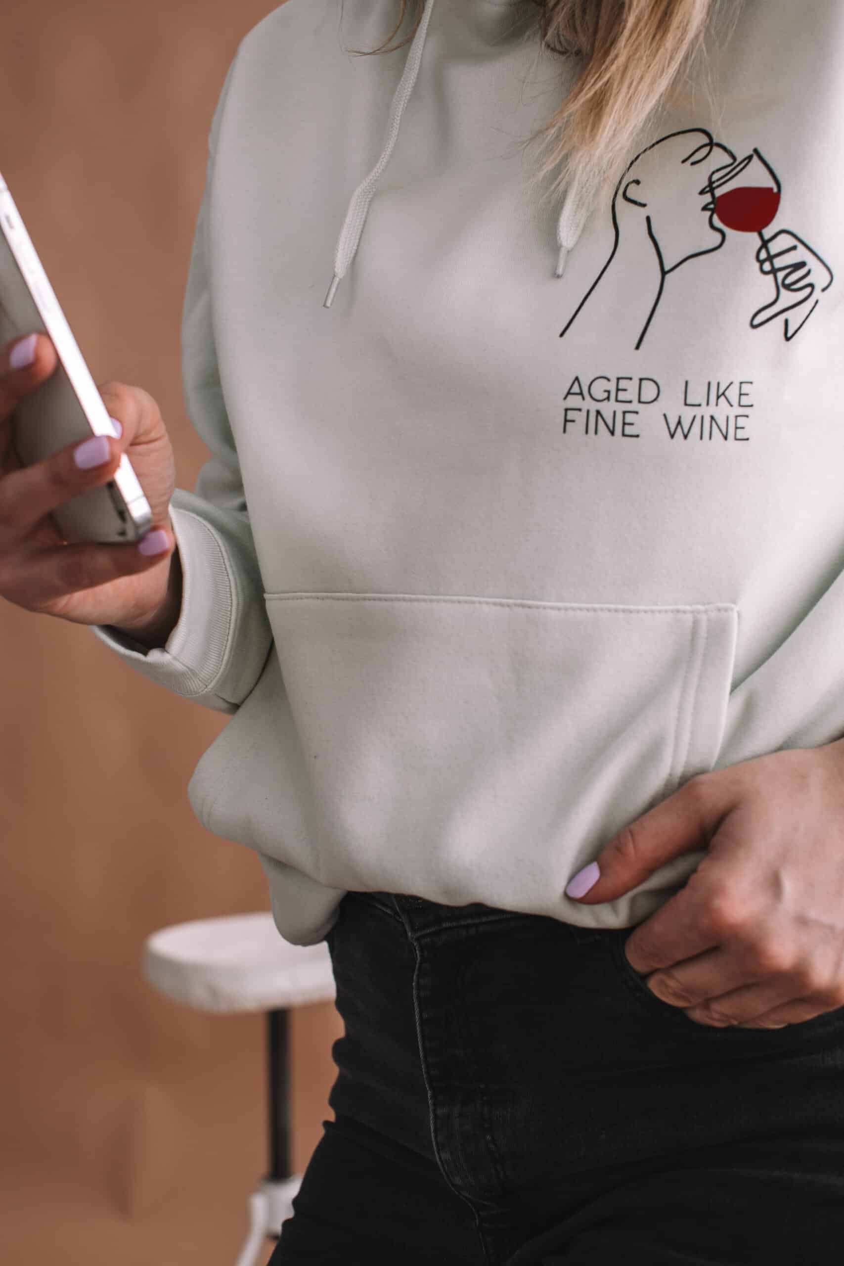 Oversized Hoodie Aged Like Fine Wine Unisex - Snøluv