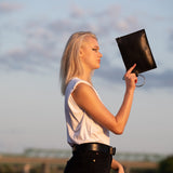 Clutch Nina With a Ring Handle