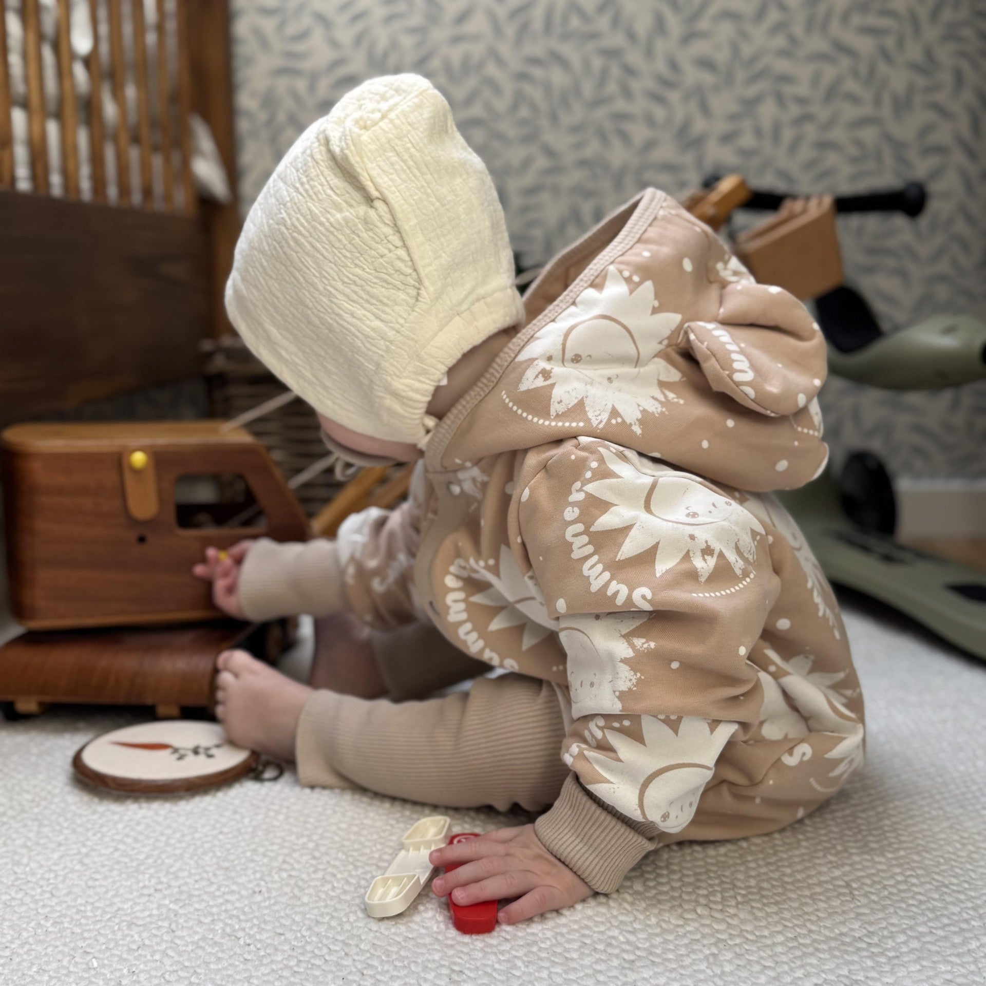 Eared Jumpsuit for Babies and Kids - Beige Suns