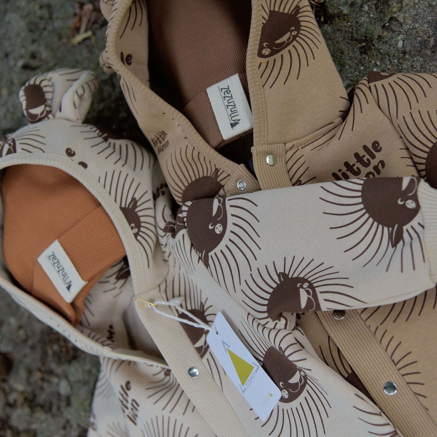 Eared Jumpsuit for Babies and Kids - Lion on Cacao