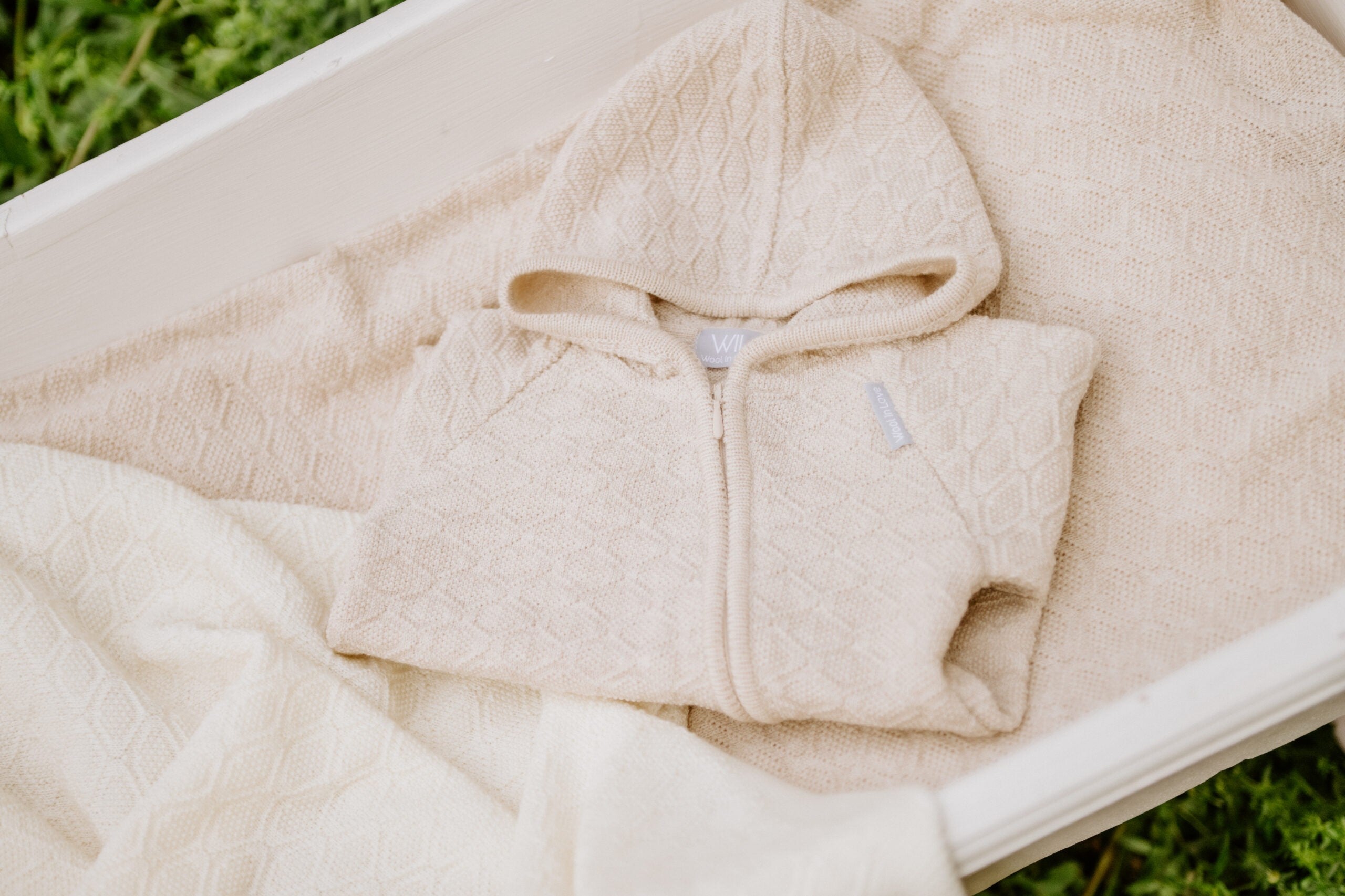 Merino Wool Baby Set HAPPINESS - Blanket, Romper and Bonnet - Snøluv
