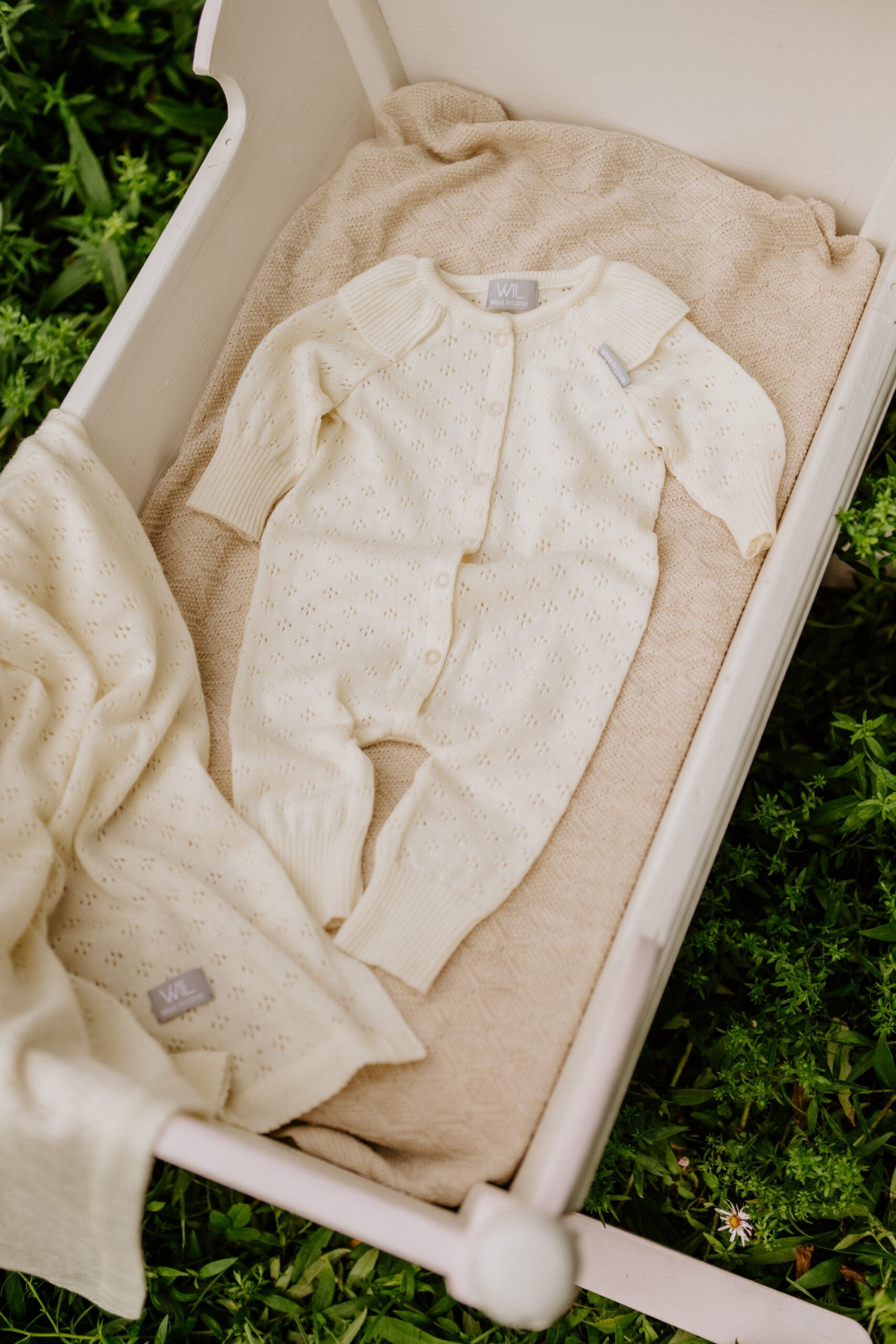Merino Wool Baby Set LOVE - Blanket, Romper, Bonnet - Snøluv