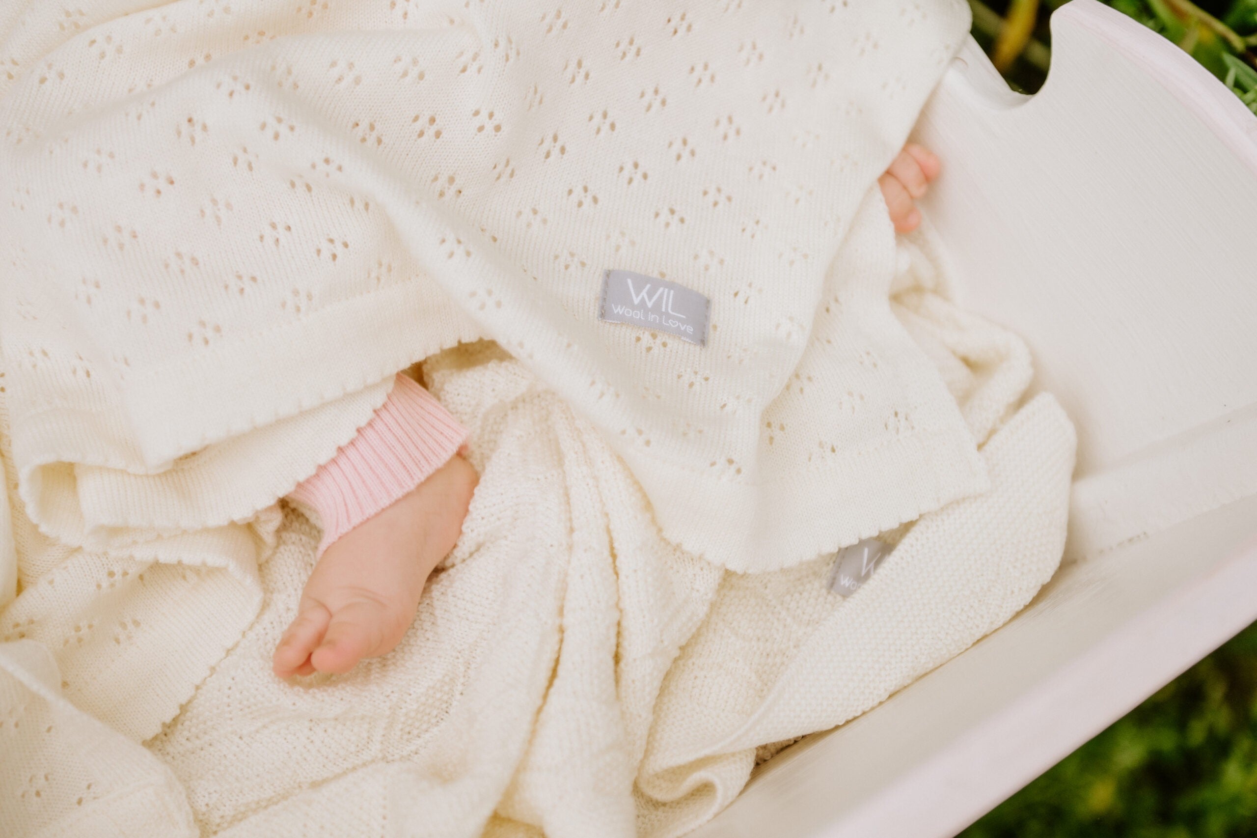 Merino Wool Baby Set LOVE - Blanket, Romper, Bonnet - Snøluv