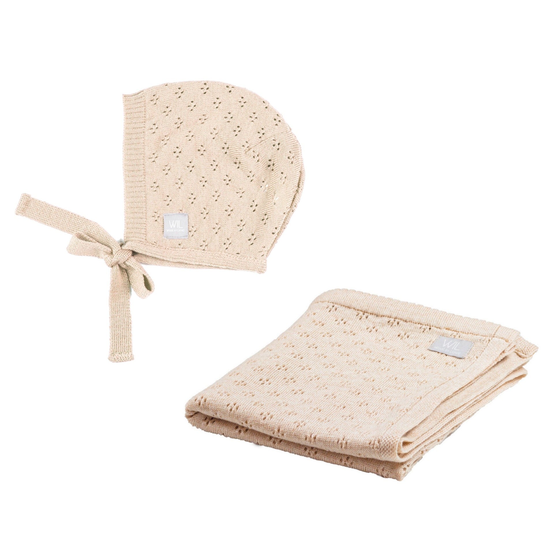 Merino Wool Baby Set LOVE Blanket and Bonnet - Snøluv