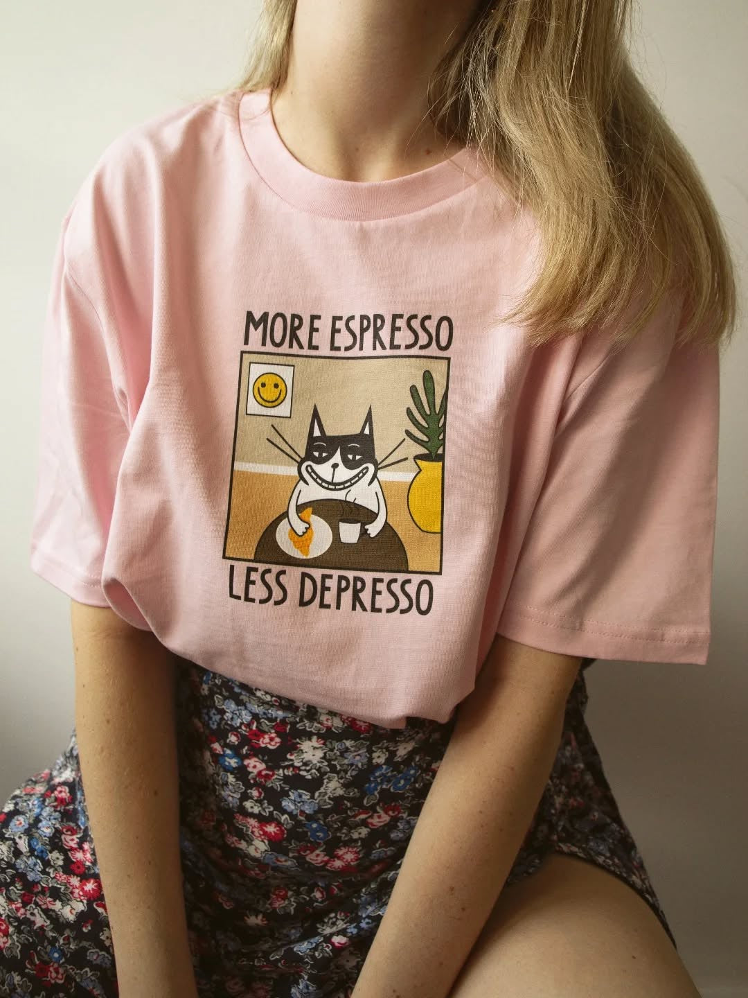 Organic Cotton Unisex T-Shirt - More Espresso Less Depresso - Snøluv